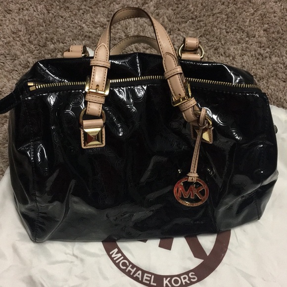 Michael Kors Handbags - Michael Kors Greyson satchel large black patent